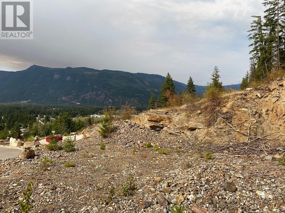 283 Bayview Drive Sicamous Photo 19